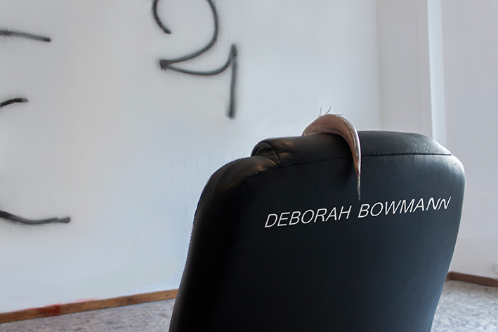 deborah bowmann poisson chaise